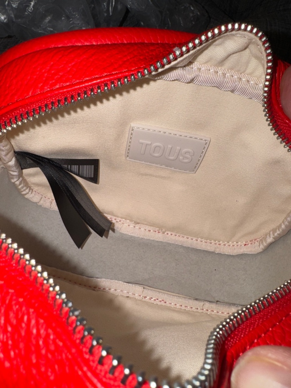 Tous Miranda Reporter Red Leather Crossbody Bag with Wide Logo Strap - Picture 13 of 17